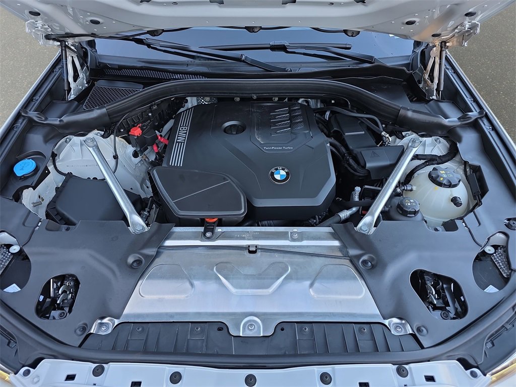 Used 2024 BMW X4 xDrive30i w/ Parking Assistance Package image 35