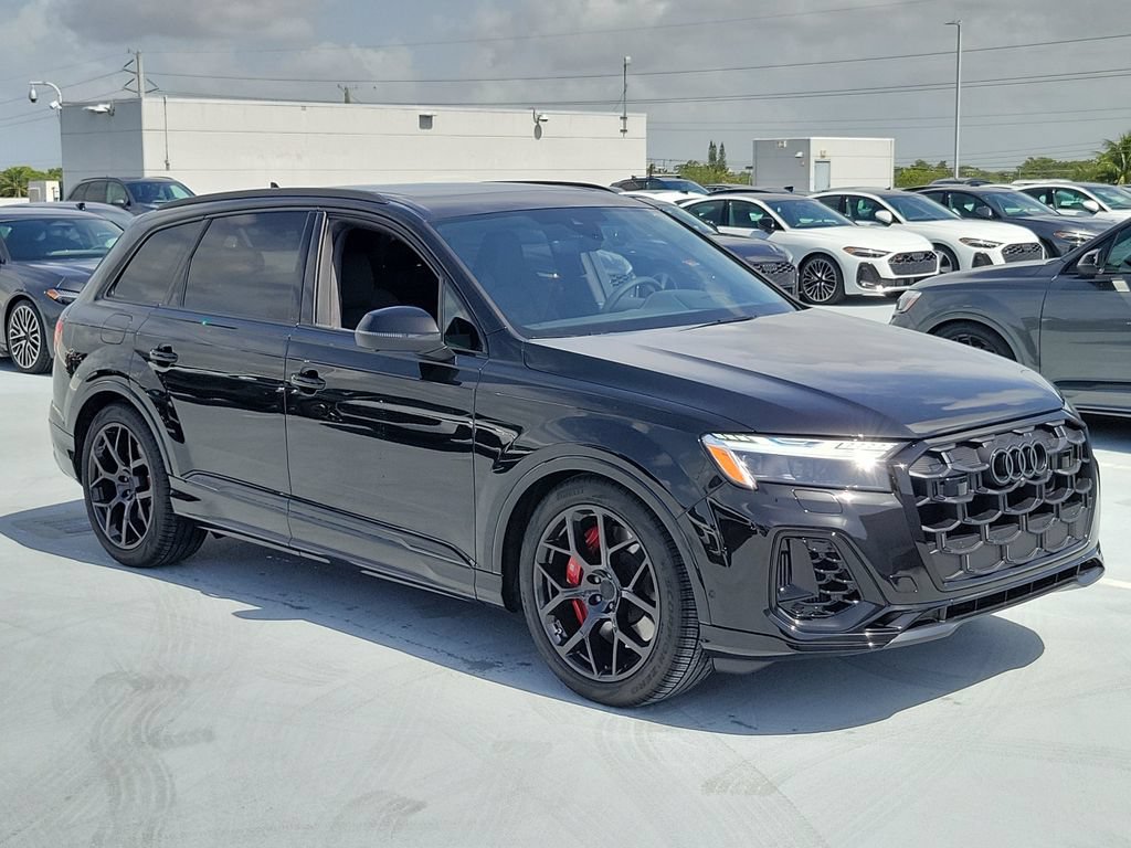 New 2026 Audi SQ7 Prestige