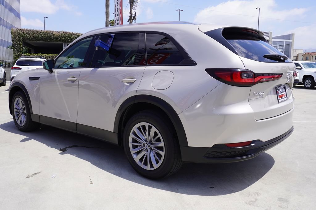 Used 2024 MAZDA CX-90 3.3 Turbo w/ Preferred Package AWD/4WD image 5