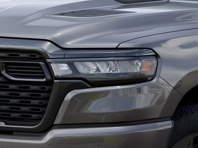 New 2026 RAM 1500 Express AWD/4WD image 10