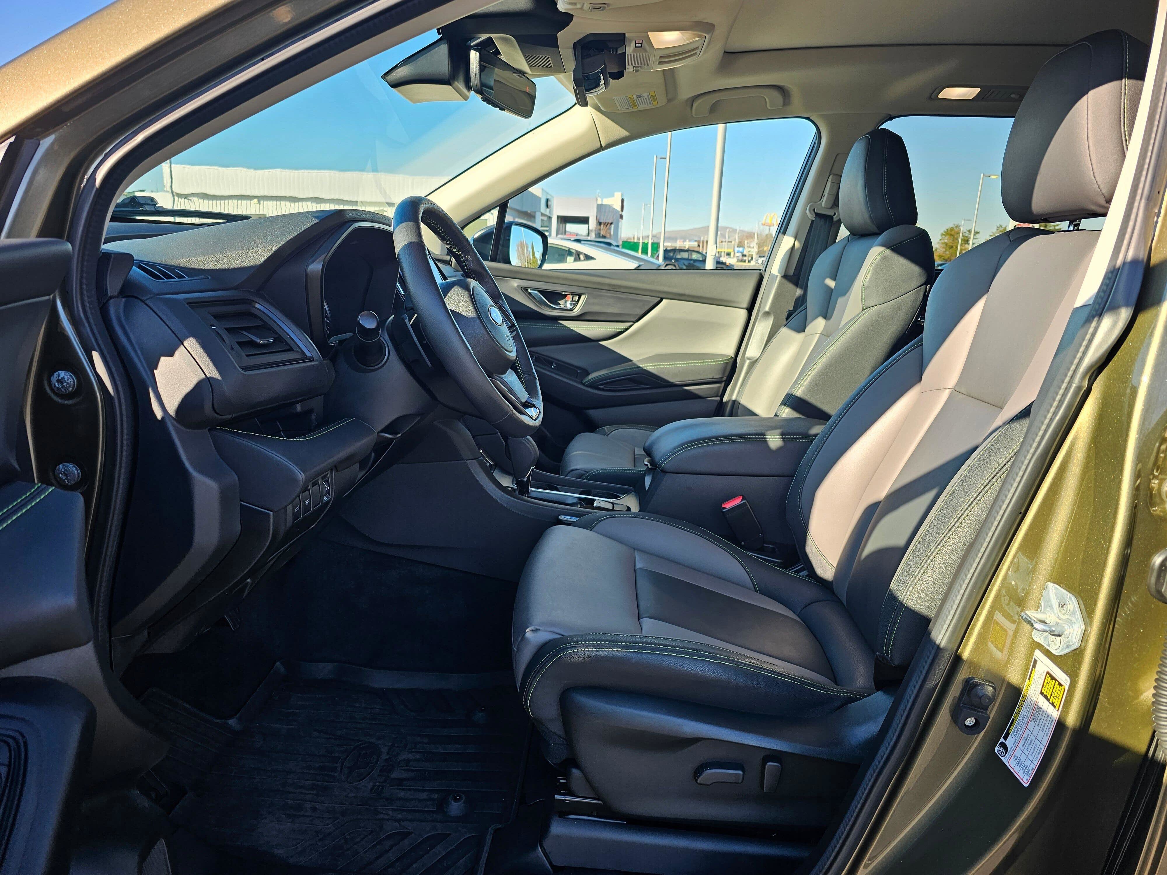 Used 2025 Subaru Ascent Onyx Edition AWD/4WD image 19