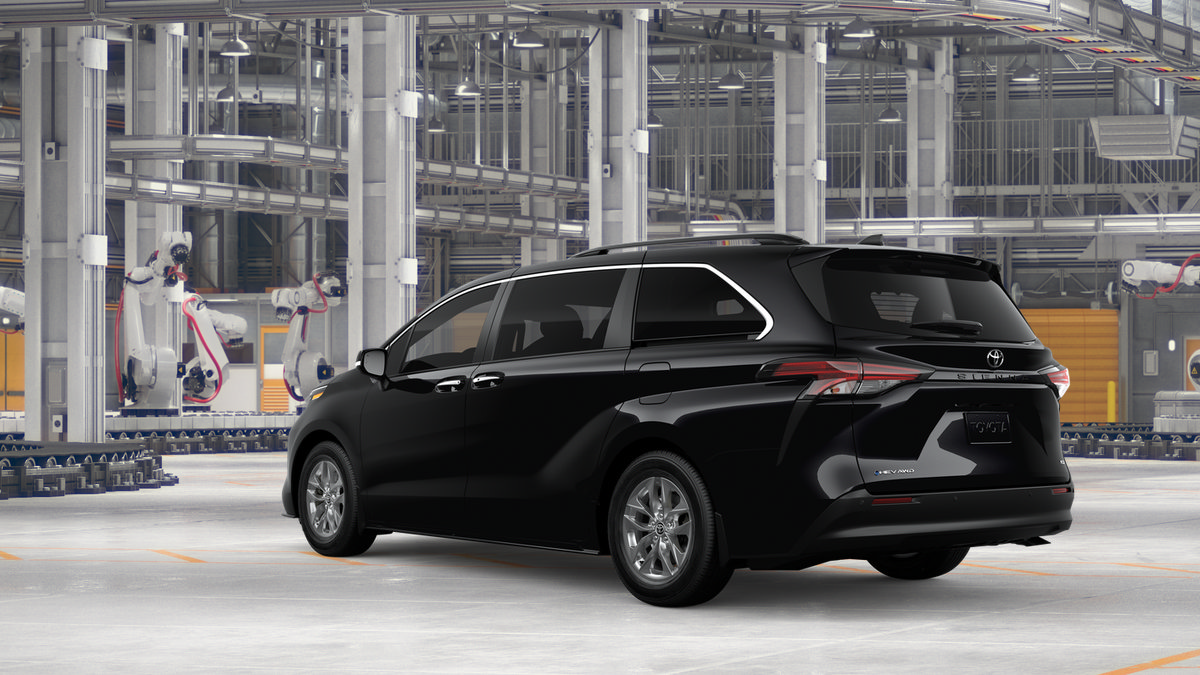 New 2026 Toyota Sienna XLE AWD/4WD image 8