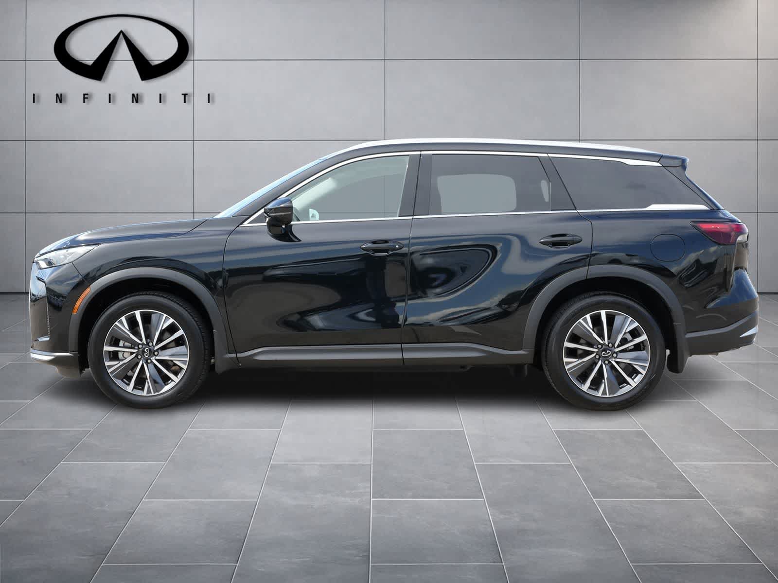 Certified 2027 INFINITI QX60 Luxe w/ Cargo Package FWD image 4