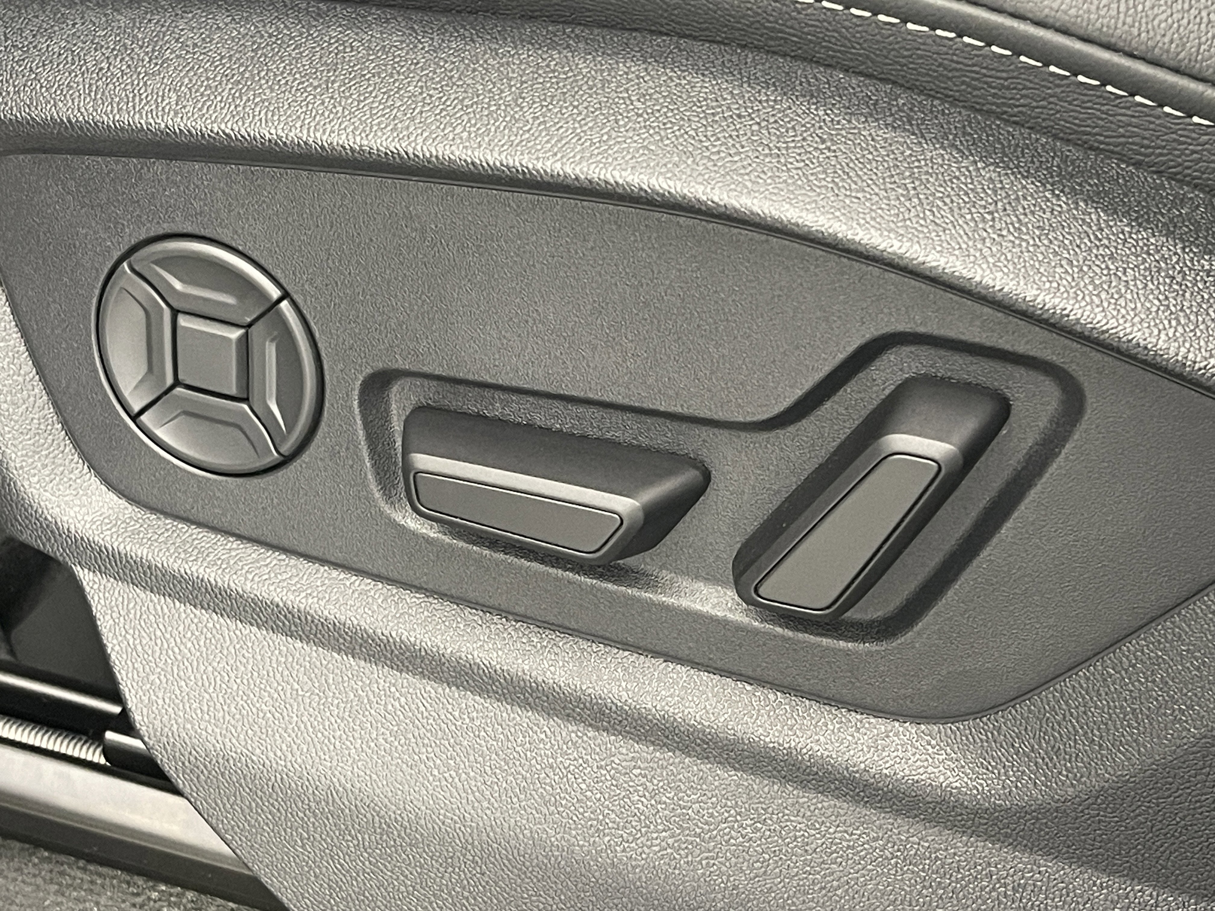 New 2025 Audi Q8 Premium Plus image 22