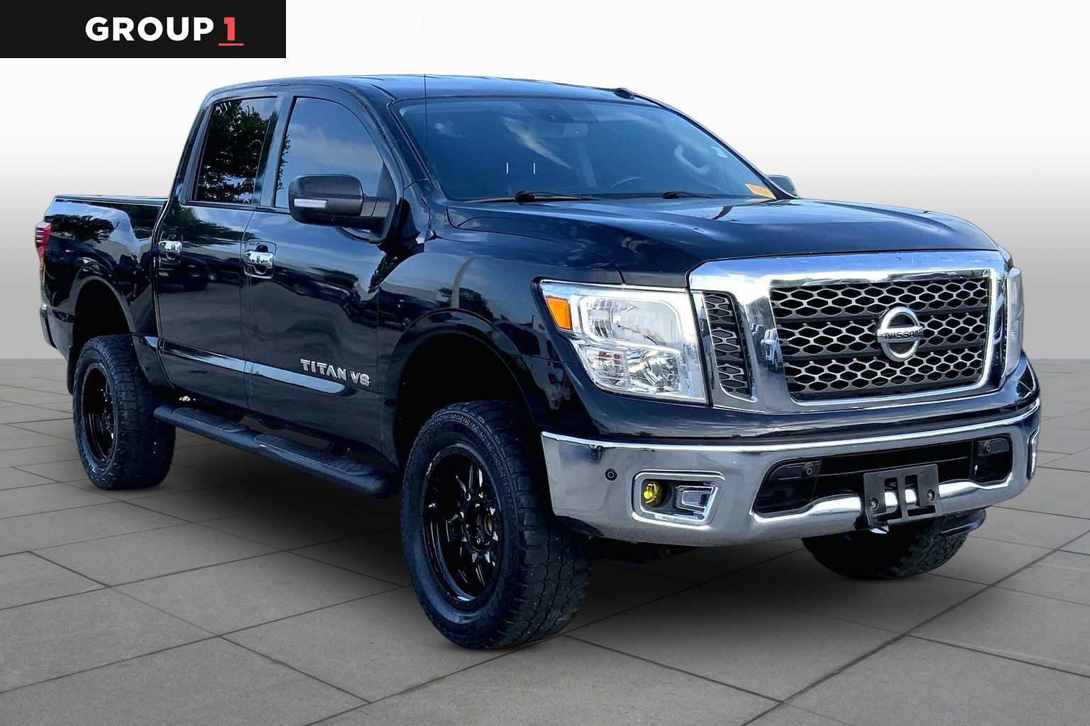 Used 2018 Nissan Titan SV w/ SV Convenience Package RWD image 1