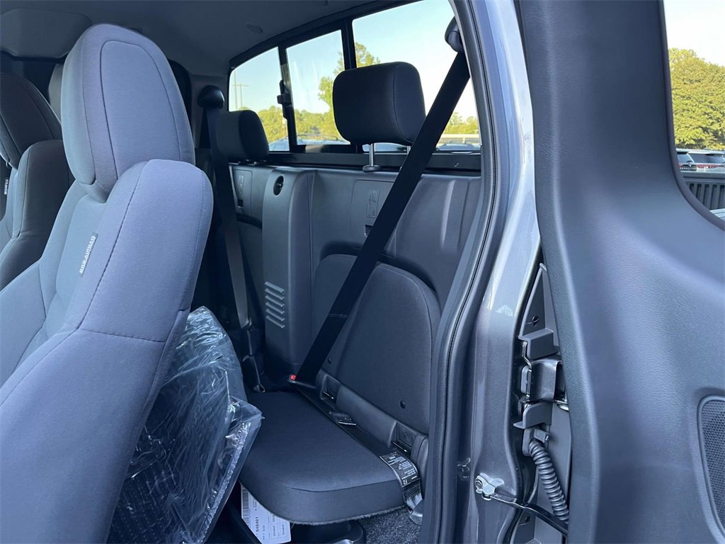 New 2026 Nissan Frontier S image 11