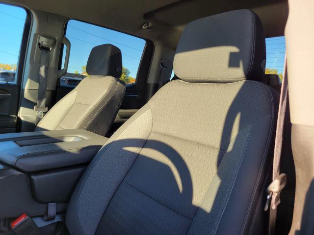 Used 2025 Chevrolet Silverado 1500 LT AWD/4WD image 11