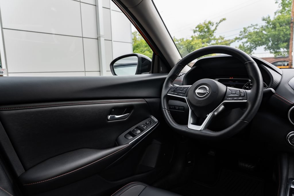 Certified 2025 Nissan Sentra SR w/ SR Premium Package FWD image 11