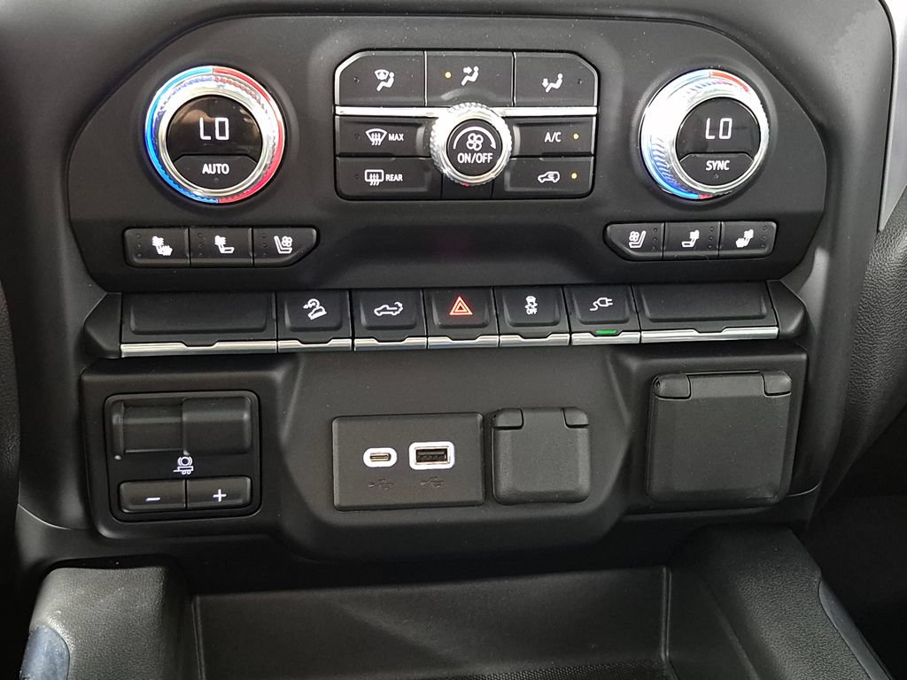 Certified 2022 GMC Sierra 1500 SLT w/ SLT Premium Package AWD/4WD image 20