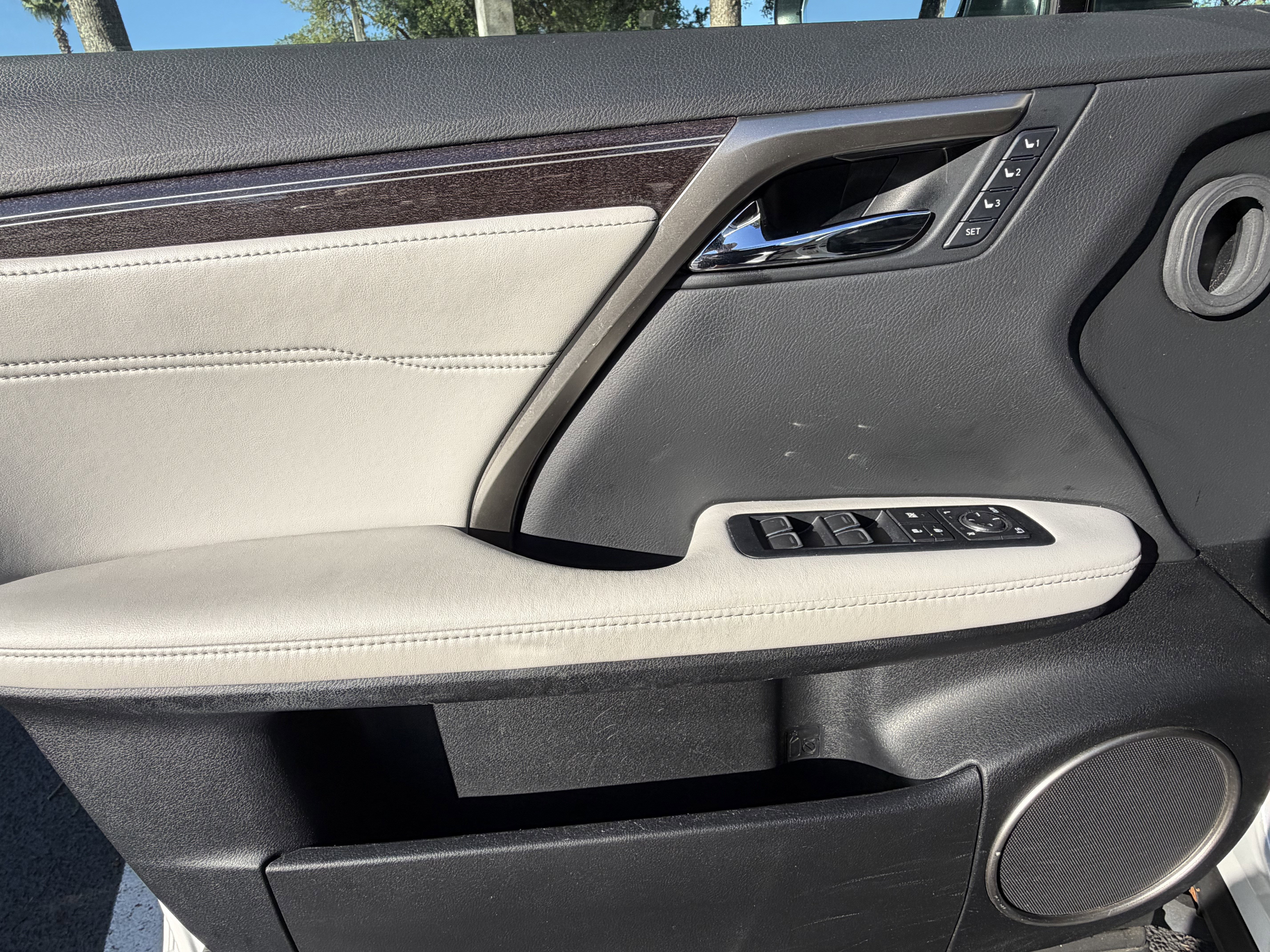 Used 2017 Lexus RX 350 AWD w/ Luxury Package image 13