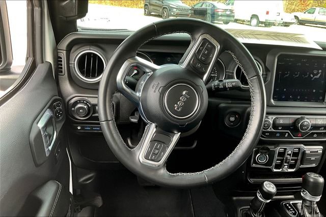 Used 2021 Jeep Wrangler Unlimited Sahara image 5