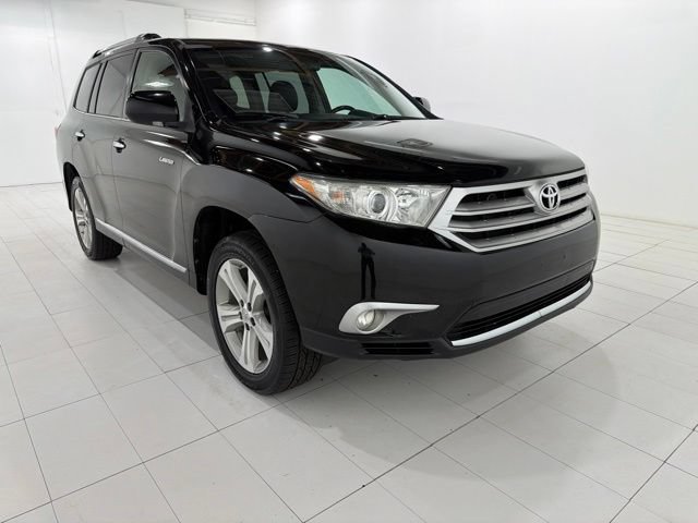 Used 2013 Toyota Highlander Limited AWD/4WD image 7
