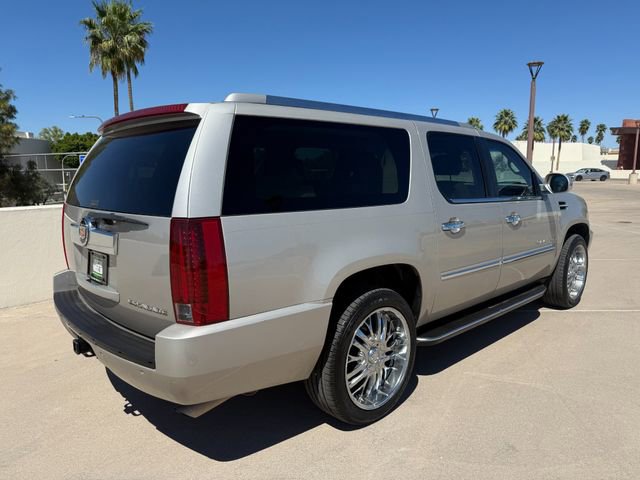 Used 2007 Cadillac Escalade ESV AWD w/ Information Package image 17