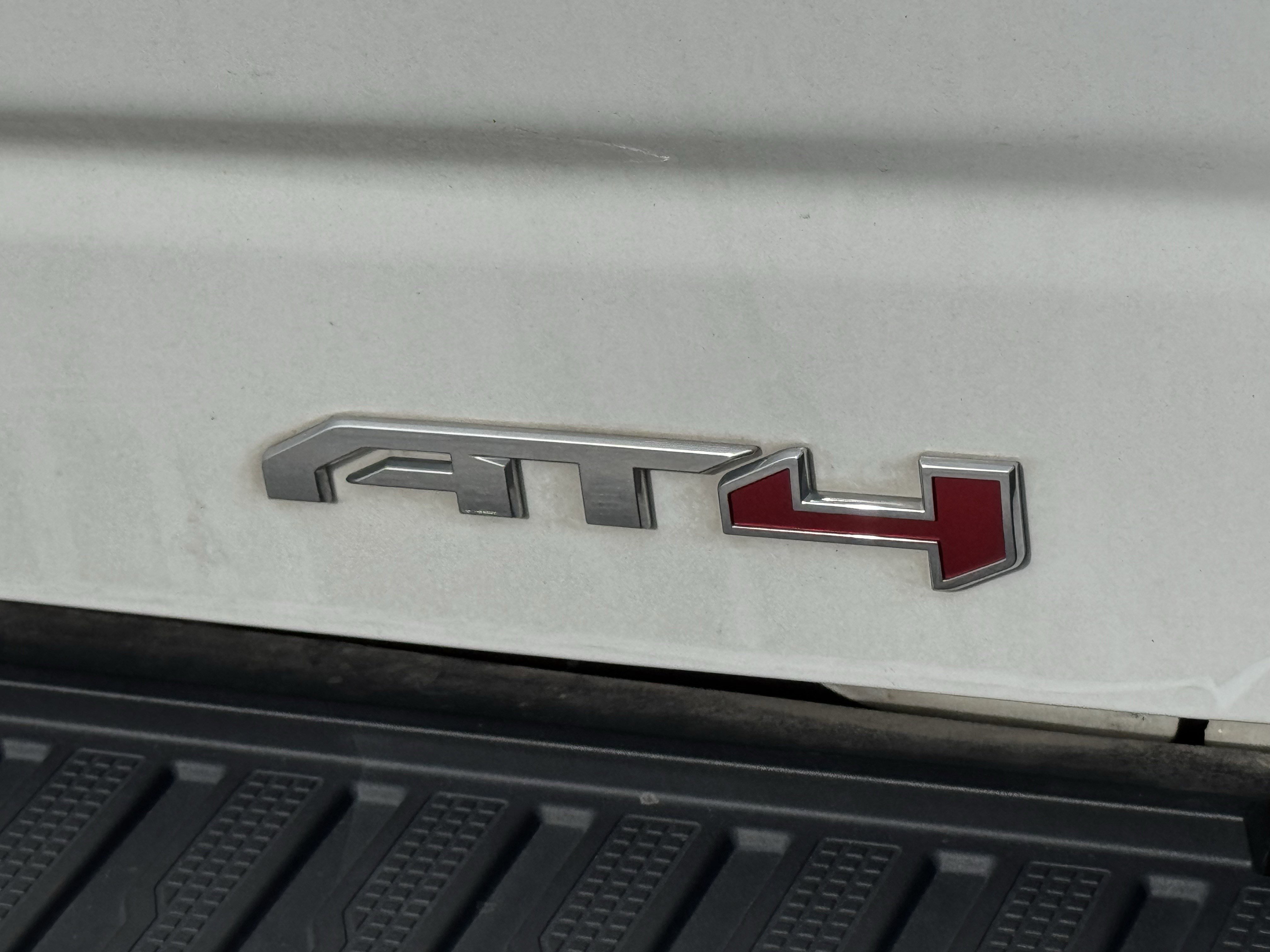 Used 2021 GMC Sierra 1500 AT4 w/ AT4 Premium Package image 21