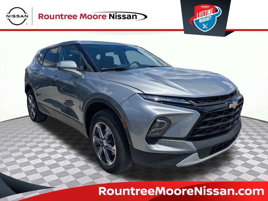 Used 2025 Chevrolet Blazer LT FWD video 1