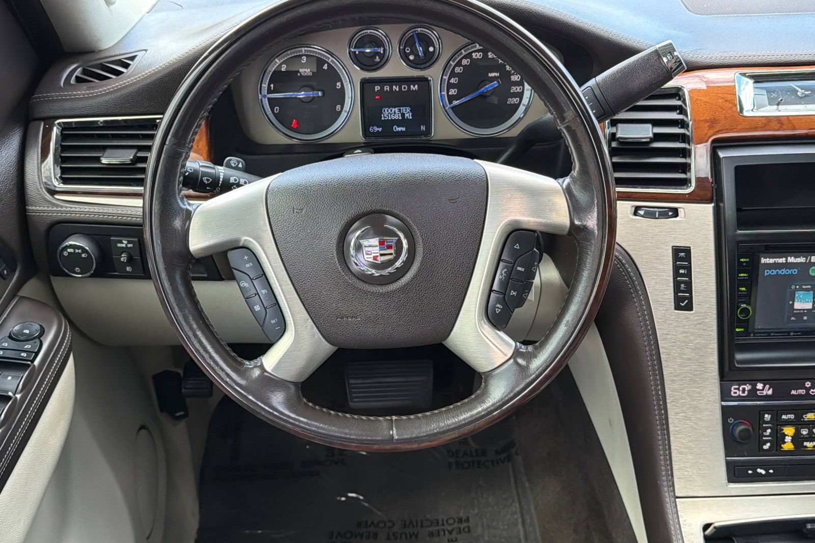 Used 2013 Cadillac Escalade ESV Platinum AWD/4WD image 15