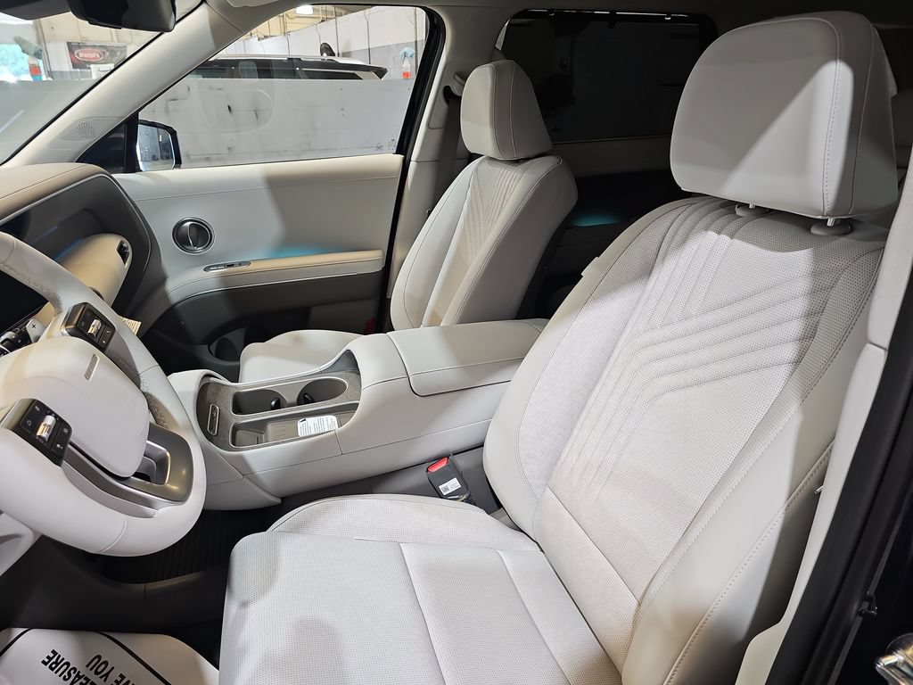 New 2026 Hyundai Palisade SEL Premium FWD image 16