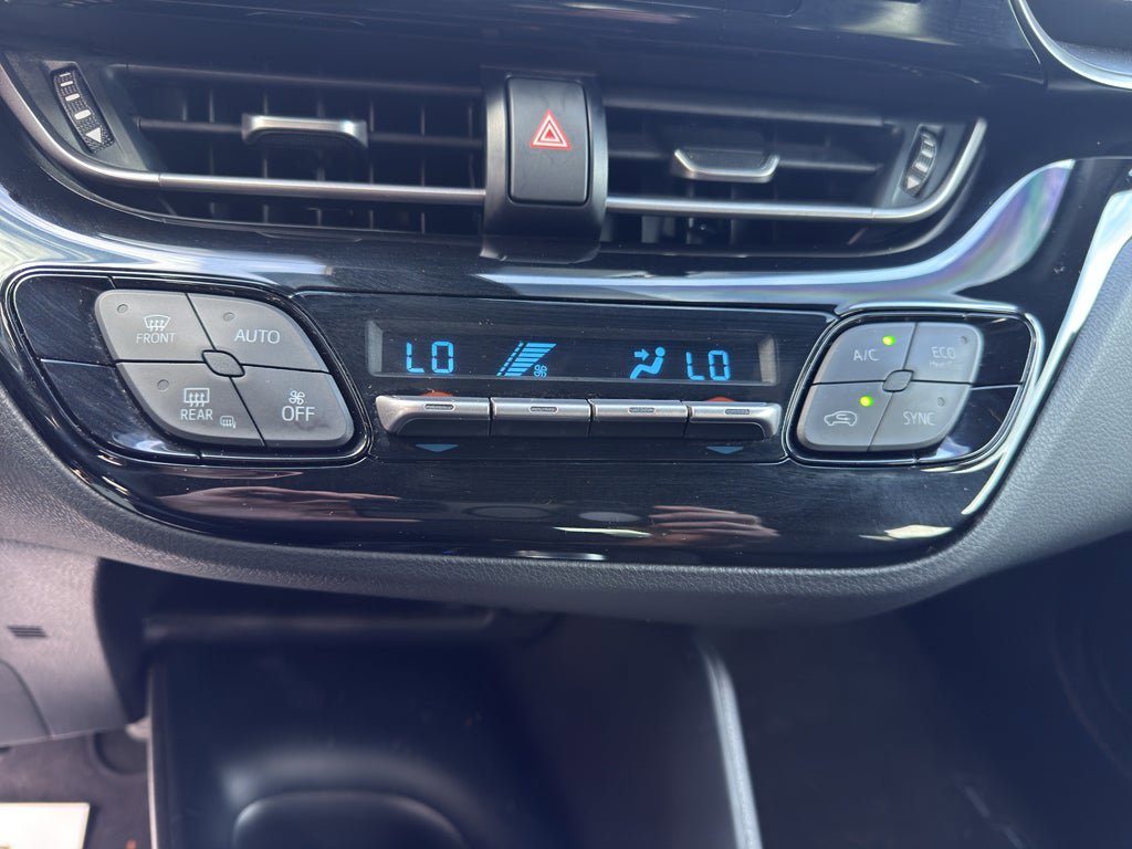 Used 2019 Toyota C-HR LE FWD image 16
