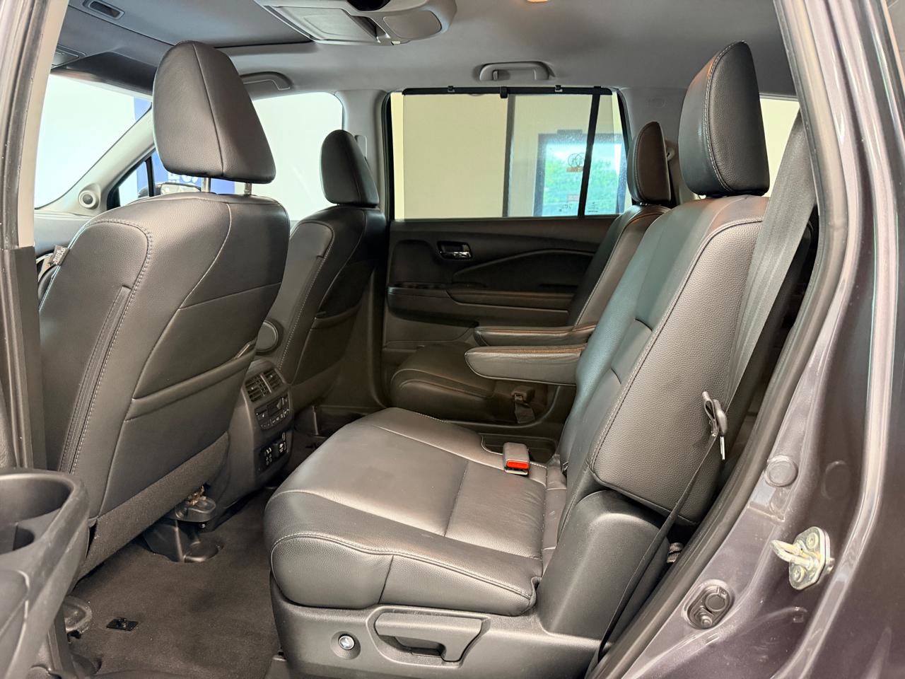 Used 2019 Honda Pilot Touring image 21