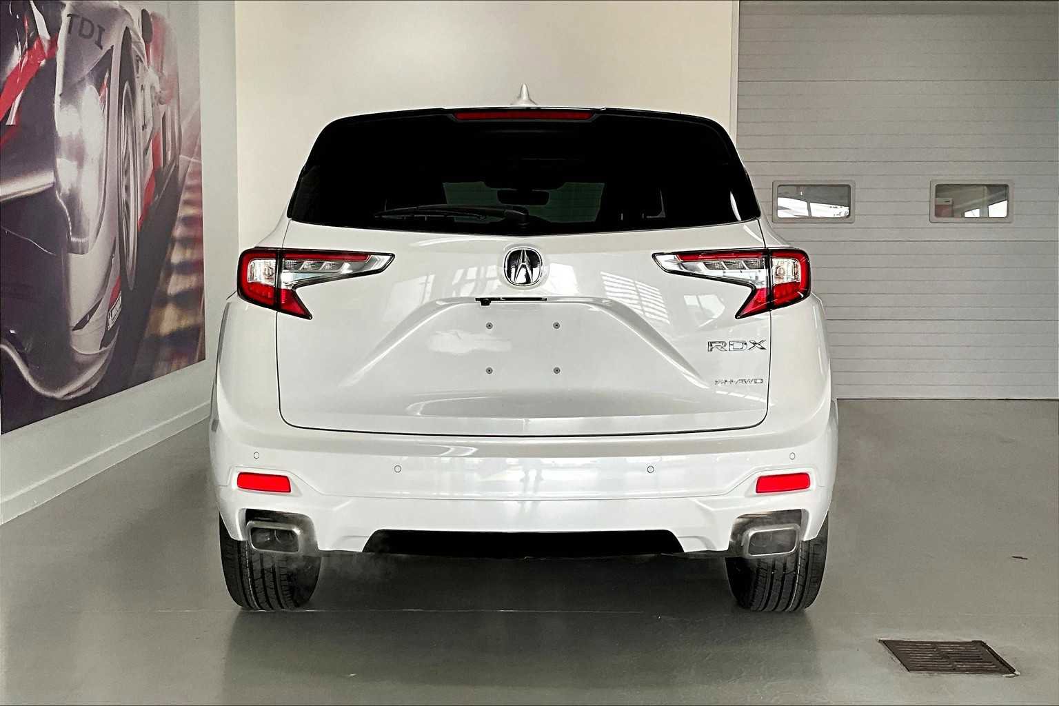 New 2025 Acura RDX SH-AWD w/ Advance Package image 5