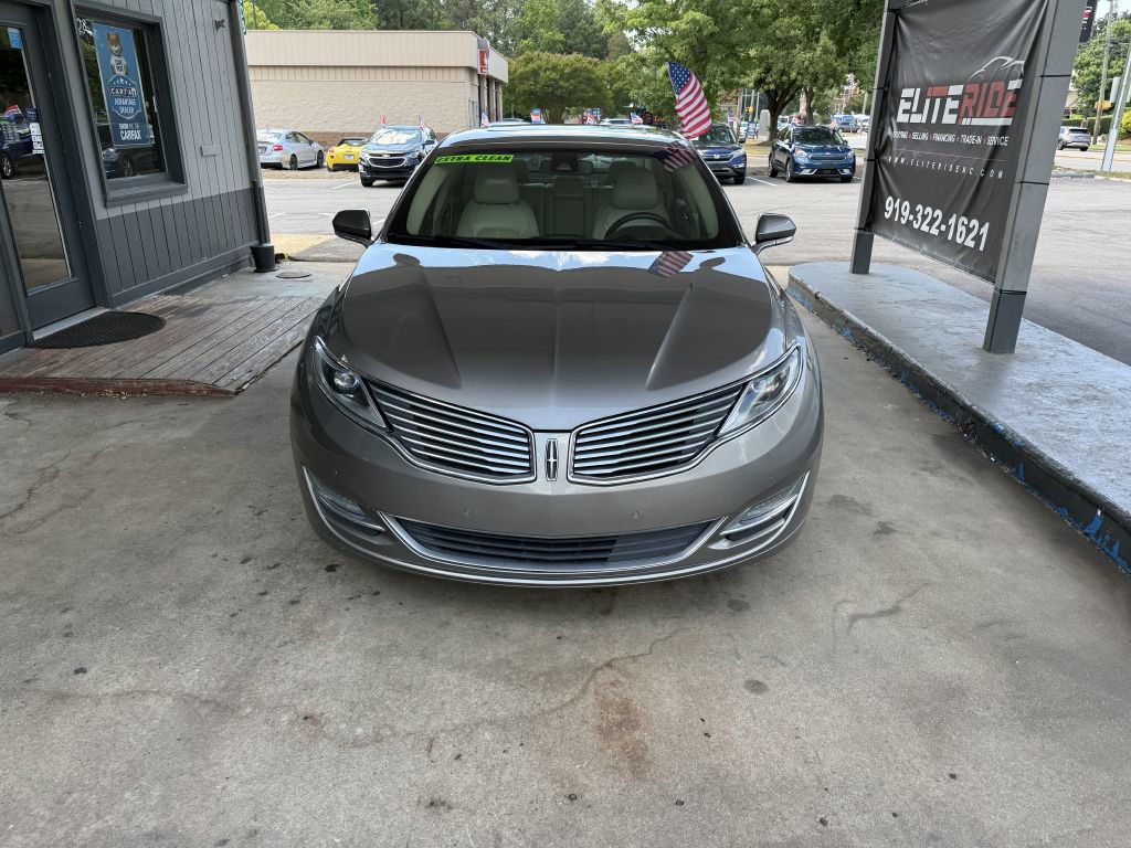 Used 2015 Lincoln MKZ Hybrid w/ Equipment Group 202A Reserve FWD image 2