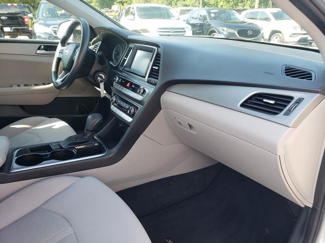 Used 2018 Hyundai Sonata SE FWD image 18