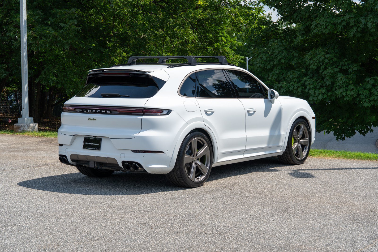 Certified 2025 Porsche Cayenne Turbo AWD/4WD image 7