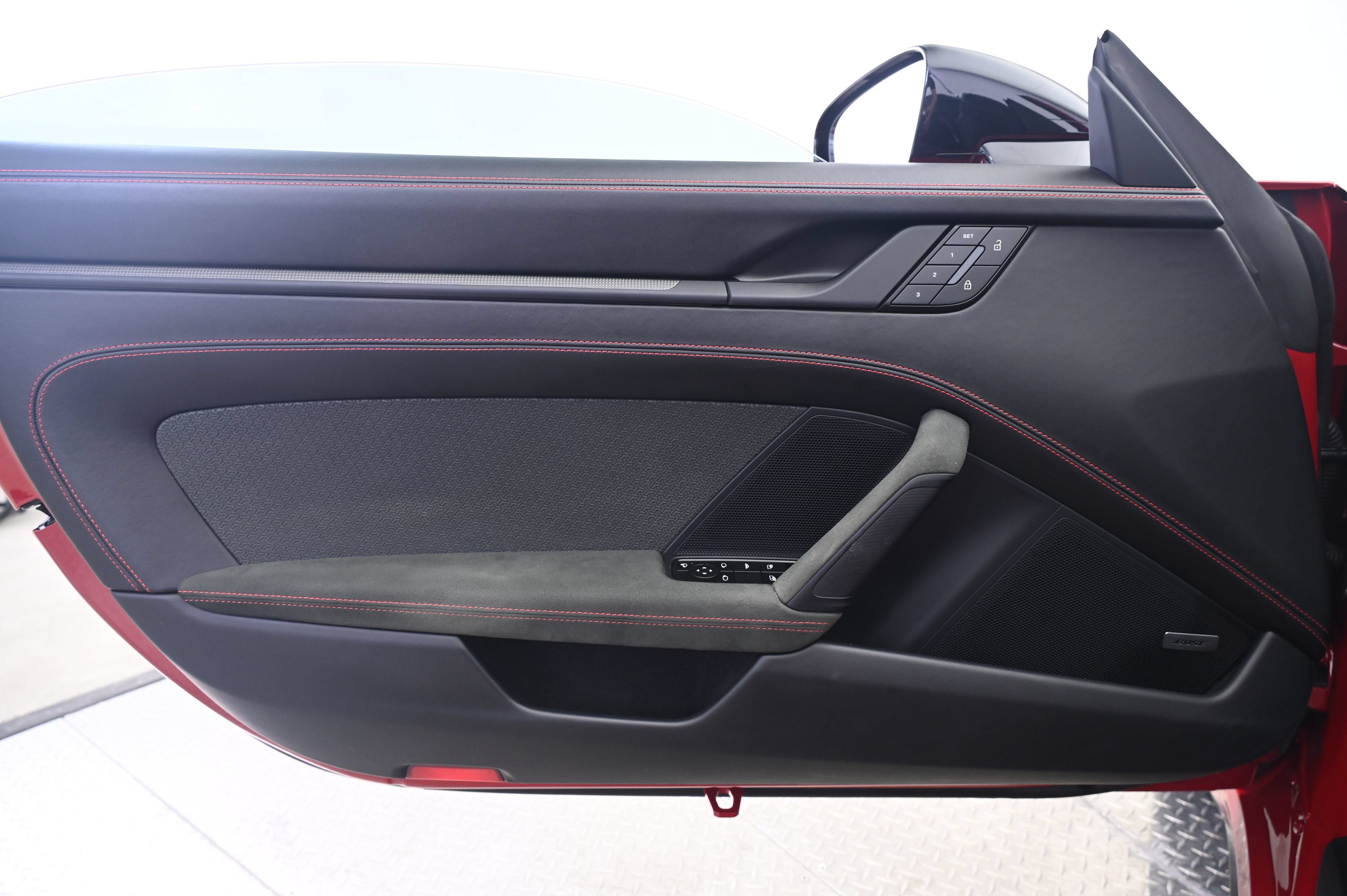Certified 2025 Porsche 911 Carrera GTS RWD image 25