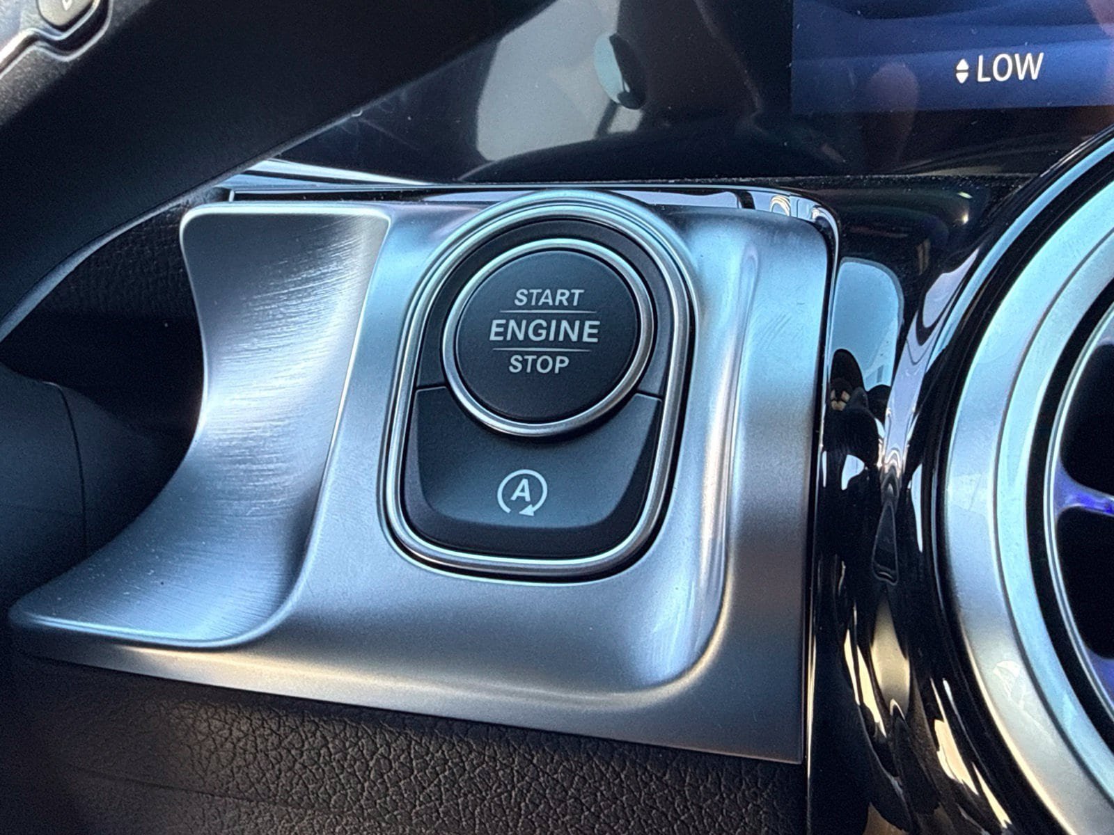 New 2026 Mercedes-Benz GLB 250 4MATIC image 25