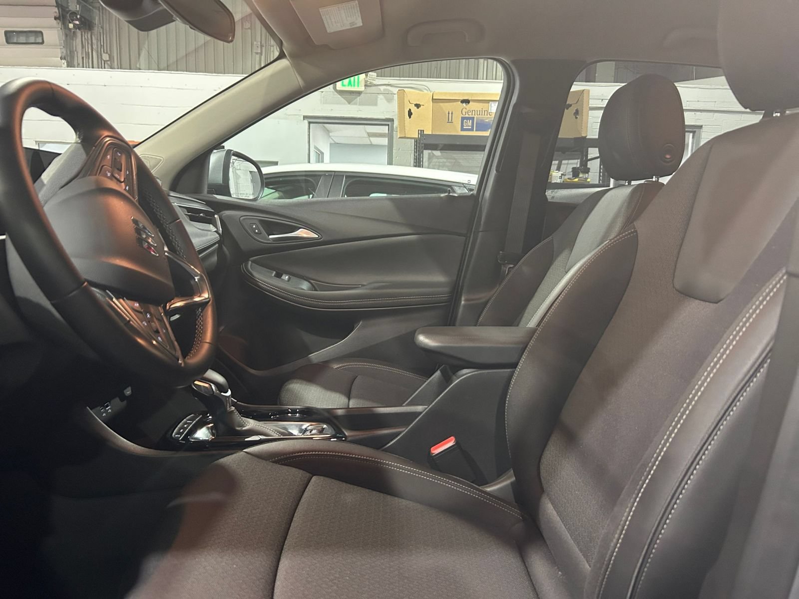 Used 2026 Buick Encore GX Preferred AWD/4WD image 21