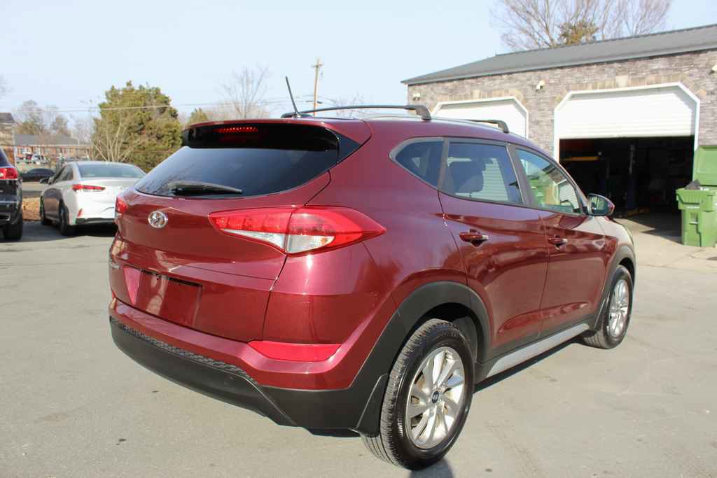 Used 2017 Hyundai Tucson SE FWD image 5