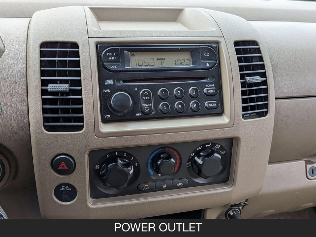 Used 2006 Nissan Frontier SE w/ (P01) Power Pkg AWD/4WD image 24