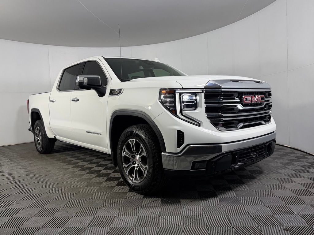 Used 2025 GMC Sierra 1500 SLT RWD image 5