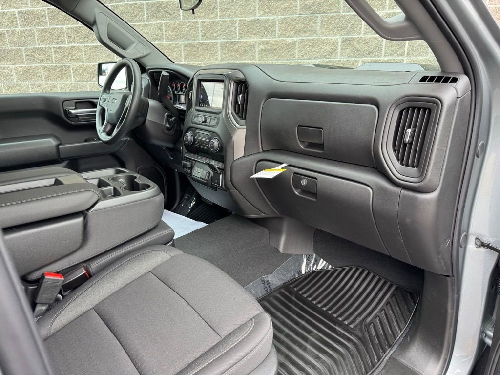 New 2026 Chevrolet Silverado 1500 Custom Trail Boss w/ Dark Appearance Package AWD/4WD image 40