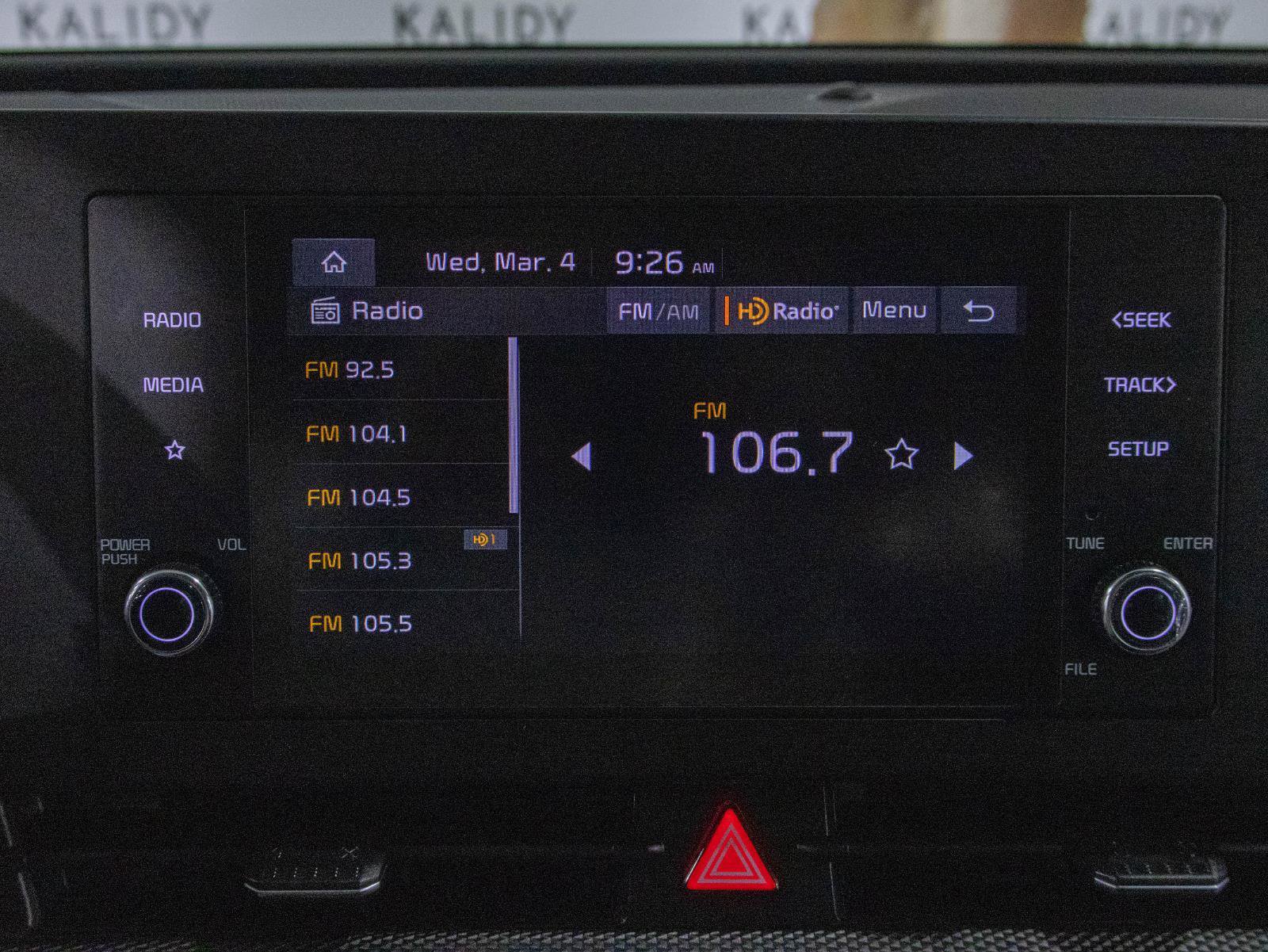 Used 2025 Kia Sportage LX image 8