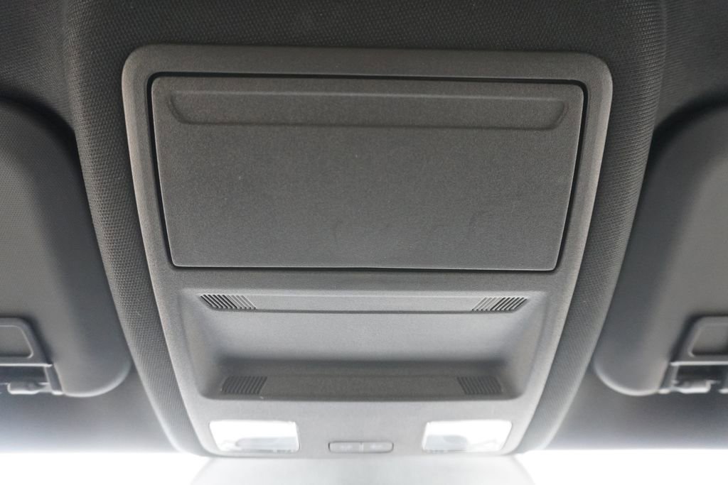 Certified 2025 Ford Escape ST-Line w/ Tech Pack #1 FWD image 15