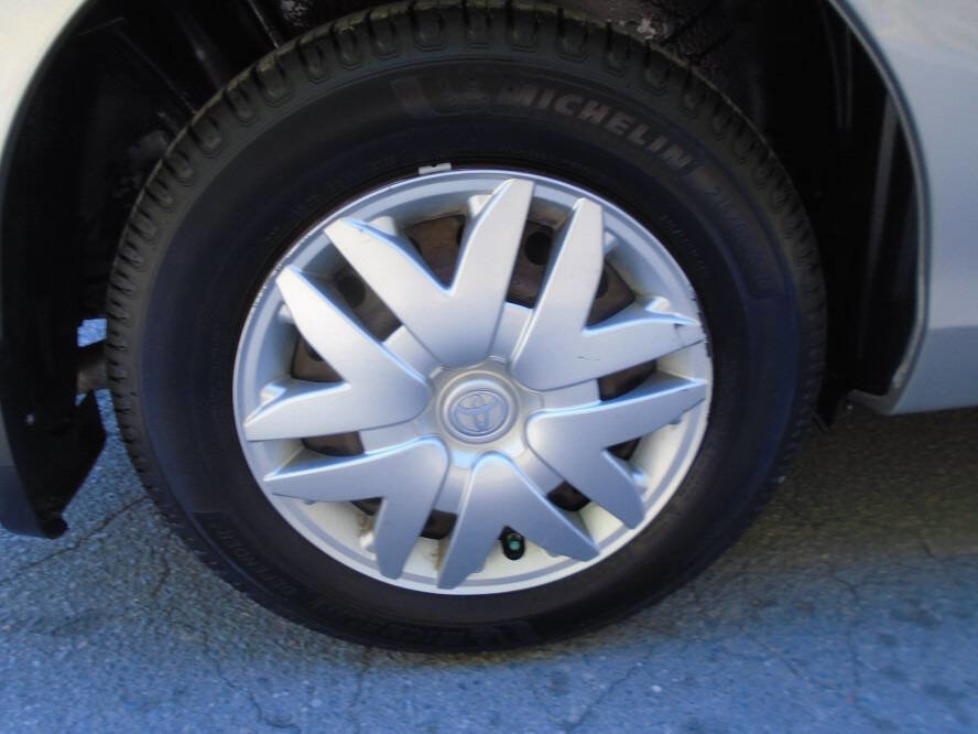 Used 2008 Toyota Sienna LE image 27