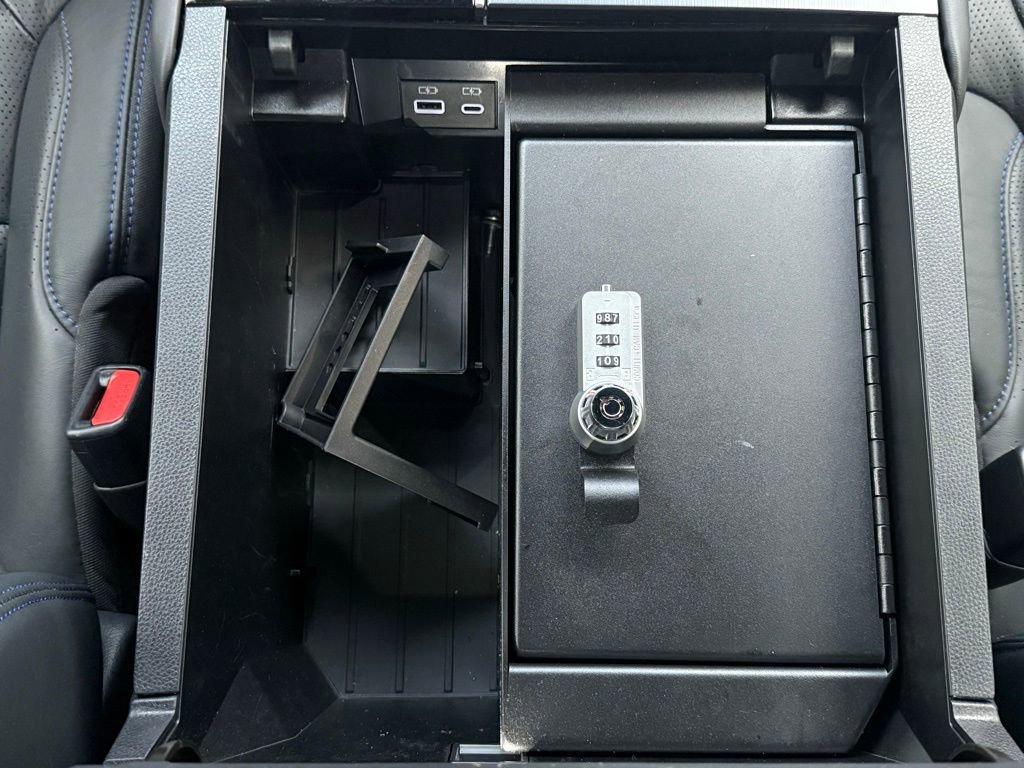 Used 2025 Toyota Tundra Platinum image 23