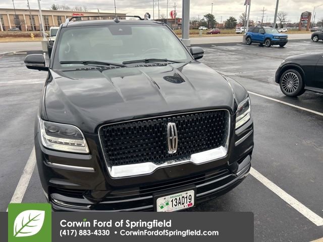 Used 2021 Lincoln Navigator Reserve image 9