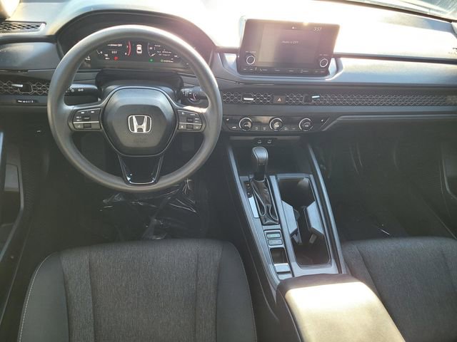 Used 2025 Honda Accord SE image 32