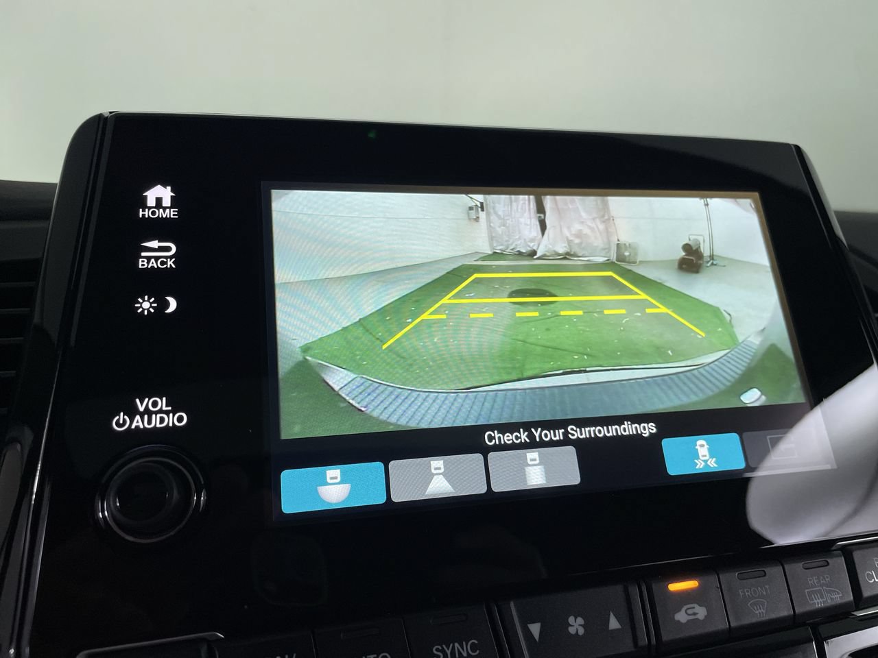 Used 2023 Honda Odyssey Touring image 15