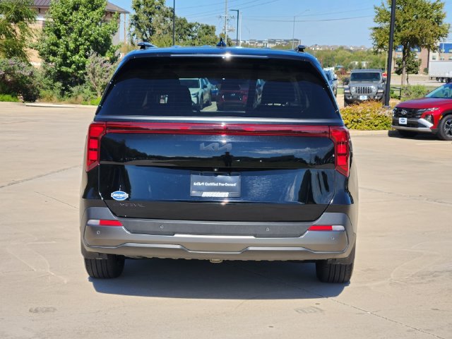 Certified 2026 Kia Carnival SX w/ SX Dark Edition Package FWD image 6