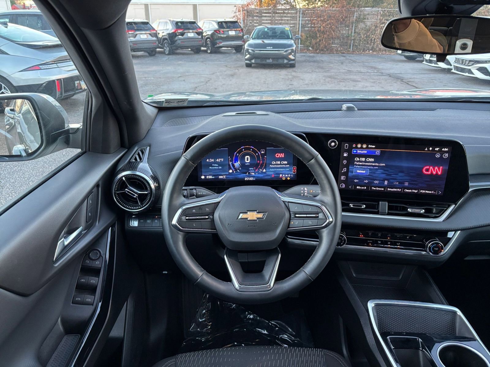 Used 2025 Chevrolet Equinox LT image 33