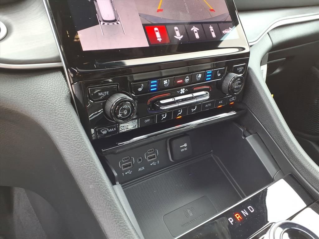 New 2025 Jeep Grand Cherokee Limited w/ Luxury Tech Group II image 16