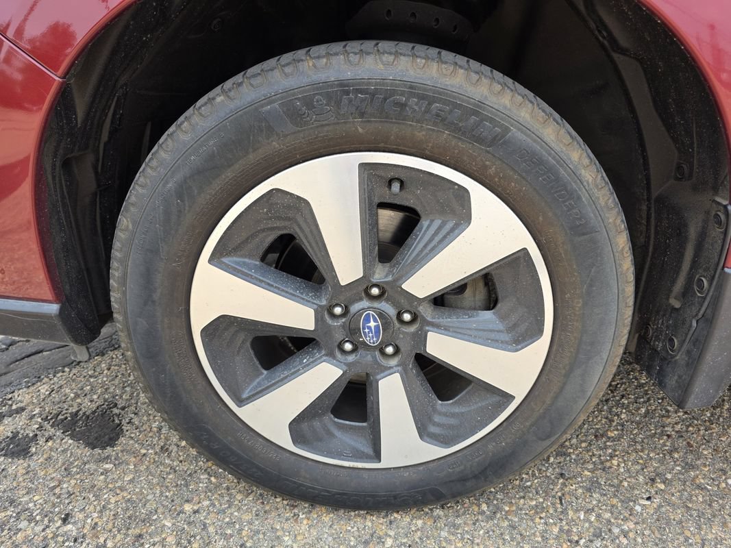 Used 2018 Subaru Forester 2.5i Premium w/ All-Weather Package AWD/4WD image 40