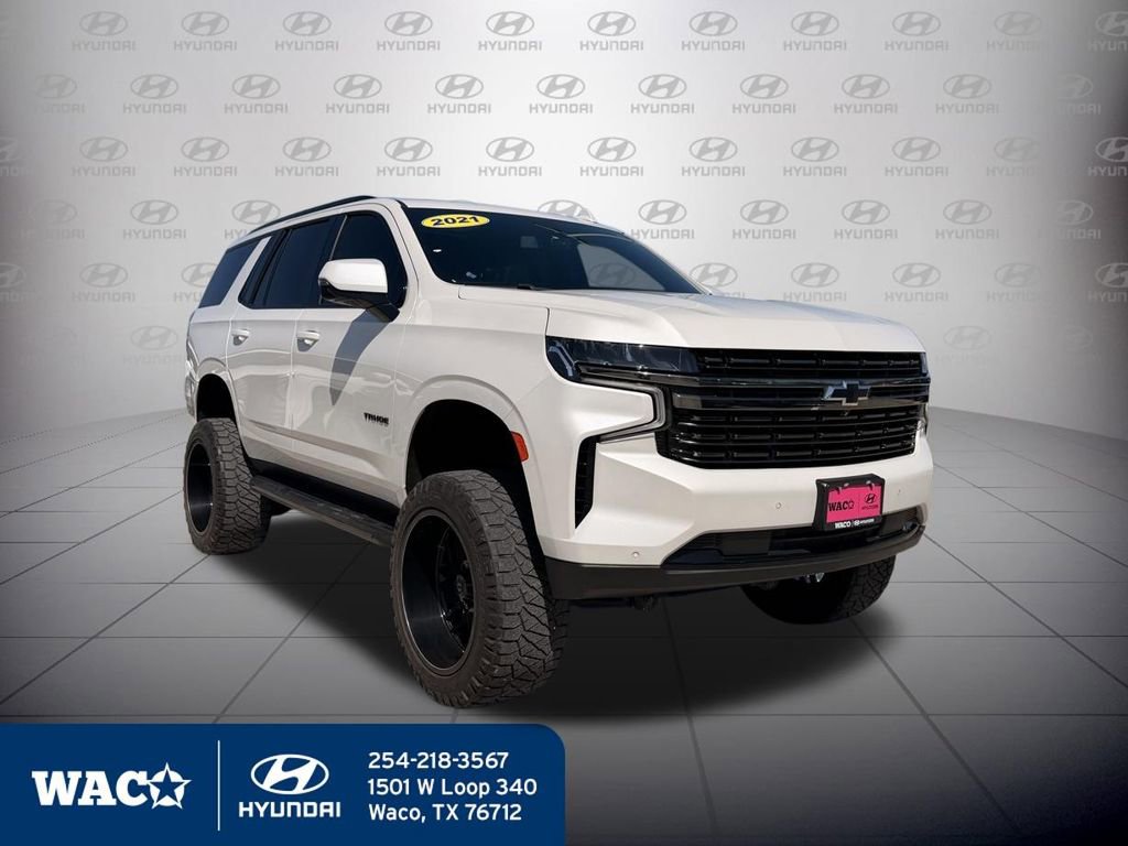 Used 2021 Chevrolet Tahoe RST w/ Luxury Package image 3