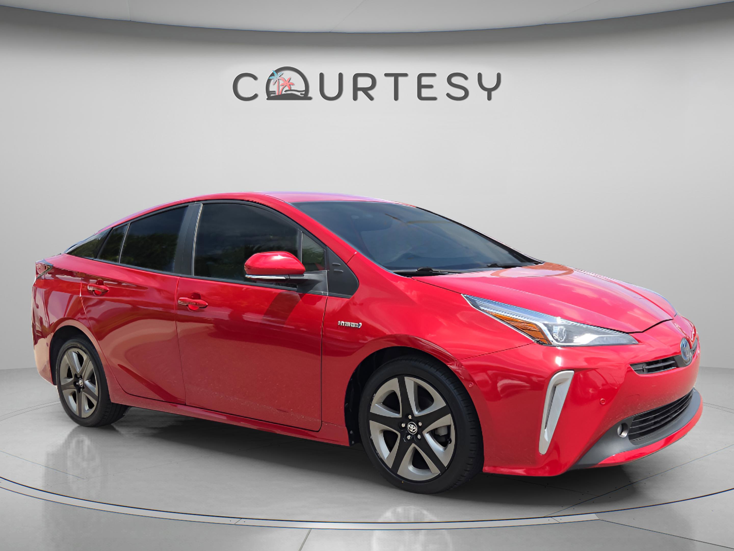 Used 2022 Toyota Prius XLE FWD image 7