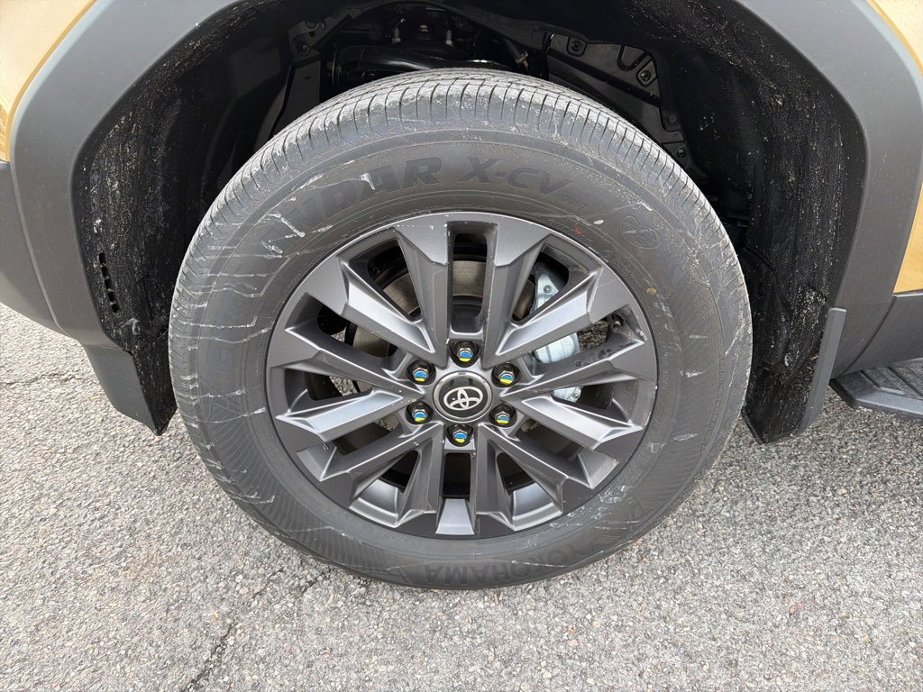 New 2026 Toyota Land Cruiser Premium image 5