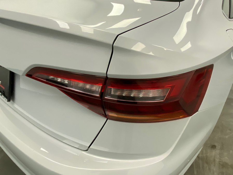 Used 2019 Volkswagen Jetta SE image 14