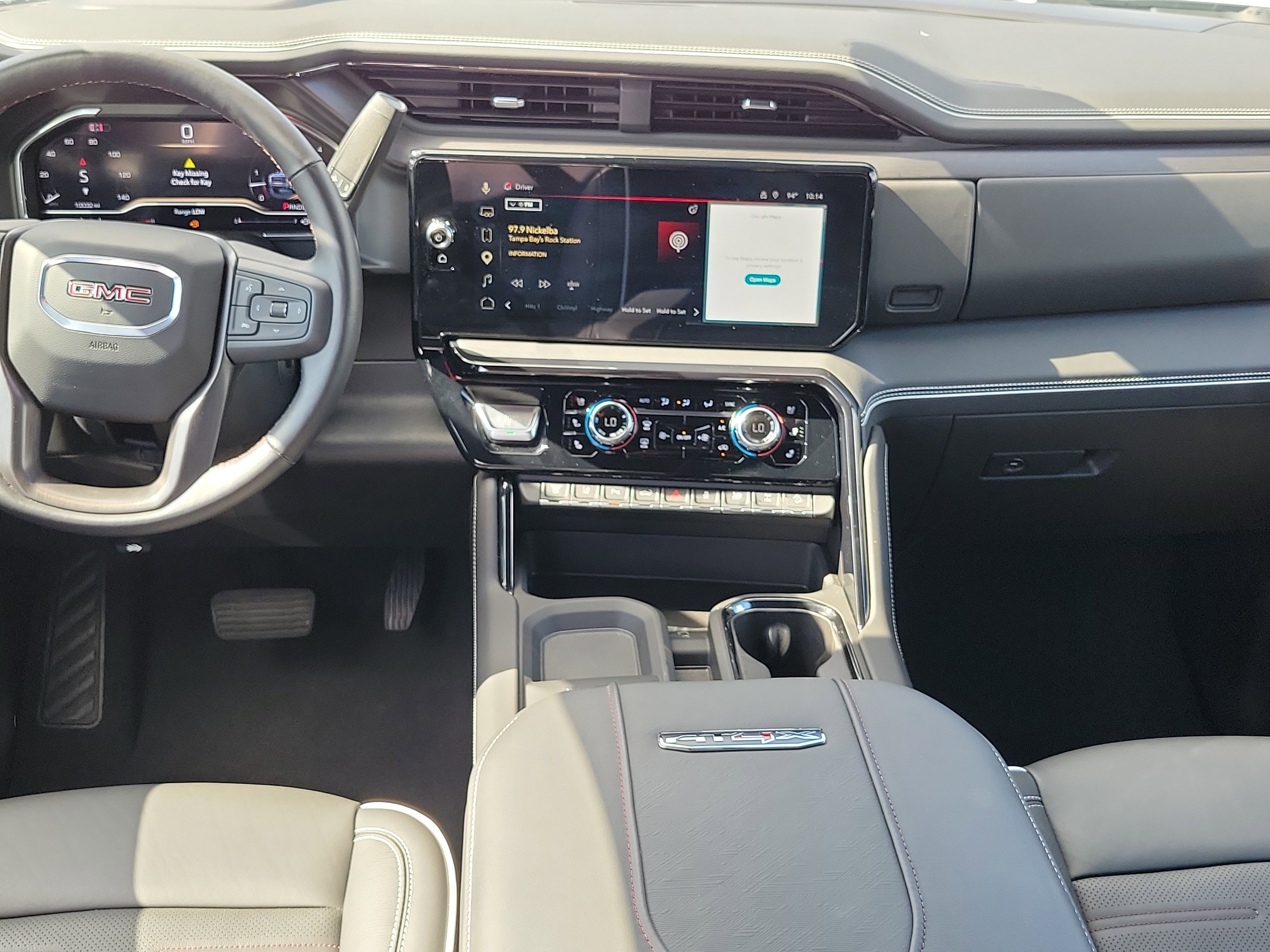 Used 2025 GMC Sierra 2500 AT4X AWD/4WD image 16